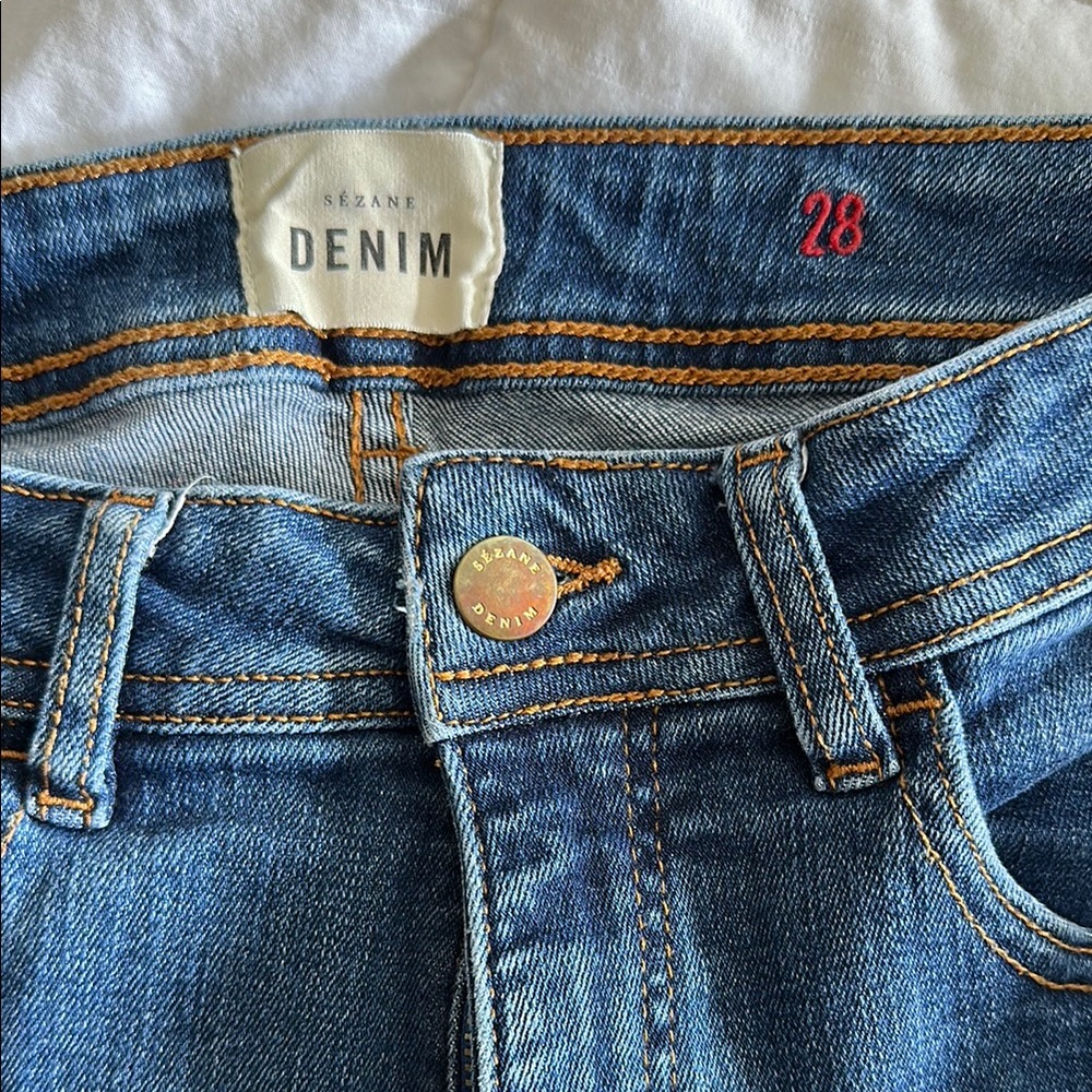 Sezane Denim women’s straight, skinny jean size 28